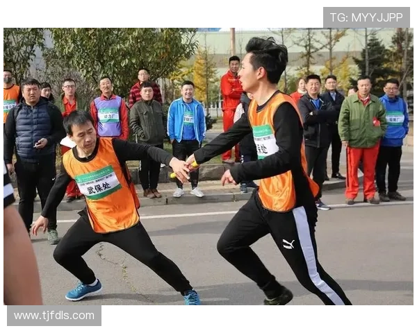 接力赛基本技巧与训练方法全面解析助力提升接力成绩